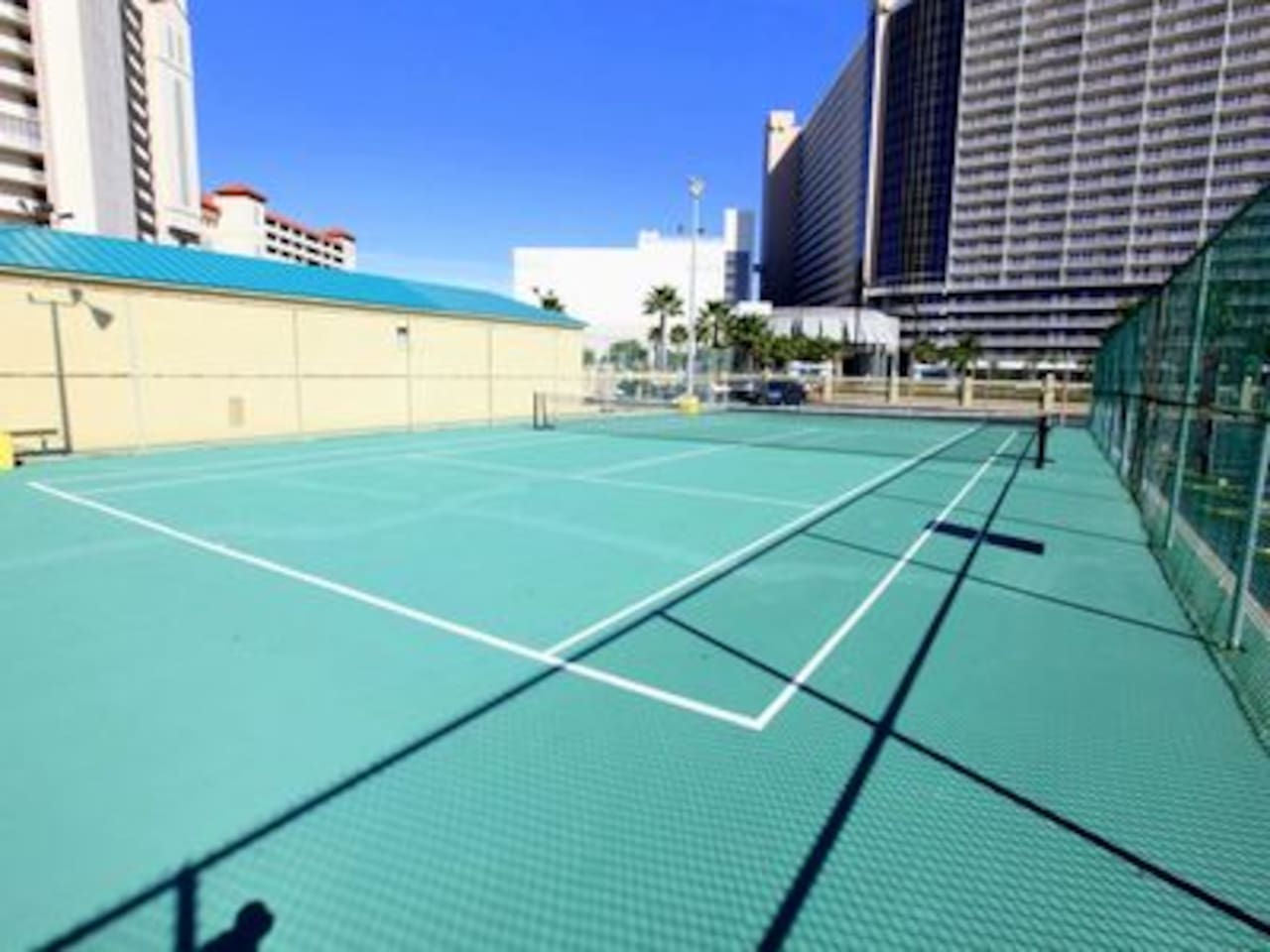 Tennis court 