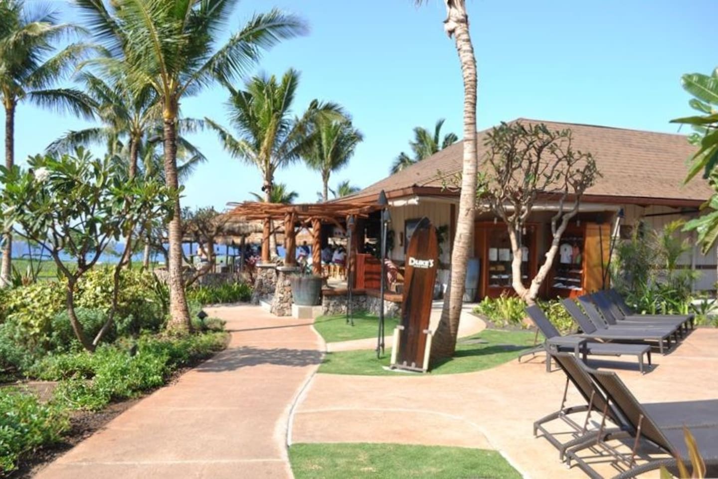 Duke's Beach House Restaurant