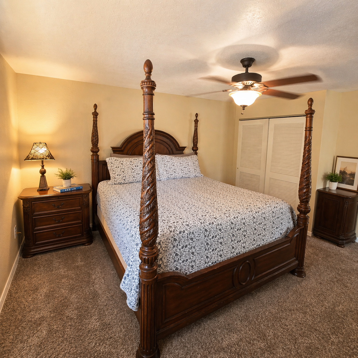 Buccaneer Bay 28 Bedroom 1