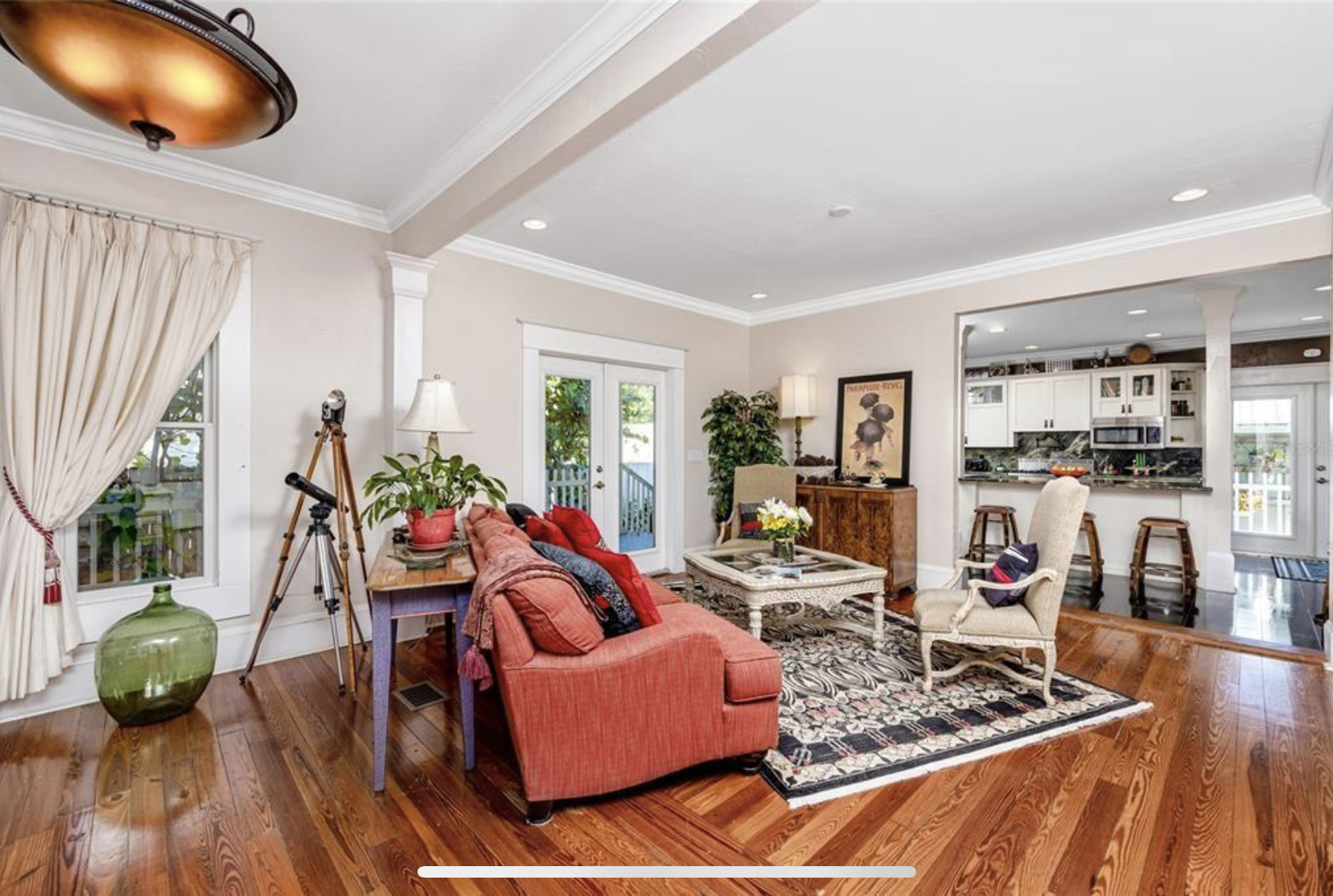 Private Updated Suite in heart of Downtown Dunedin 6