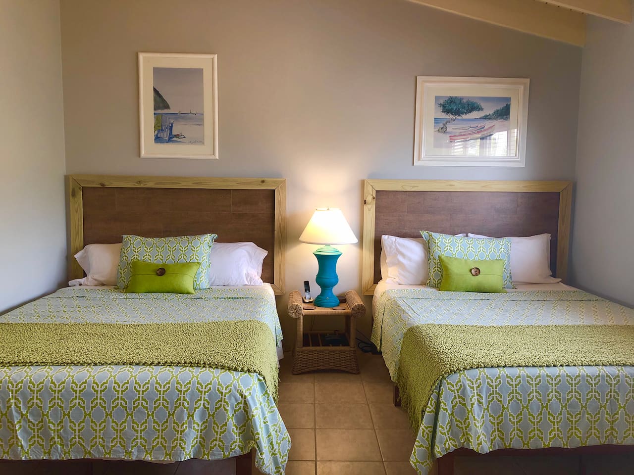 2nd floor bedroom with two queen beds