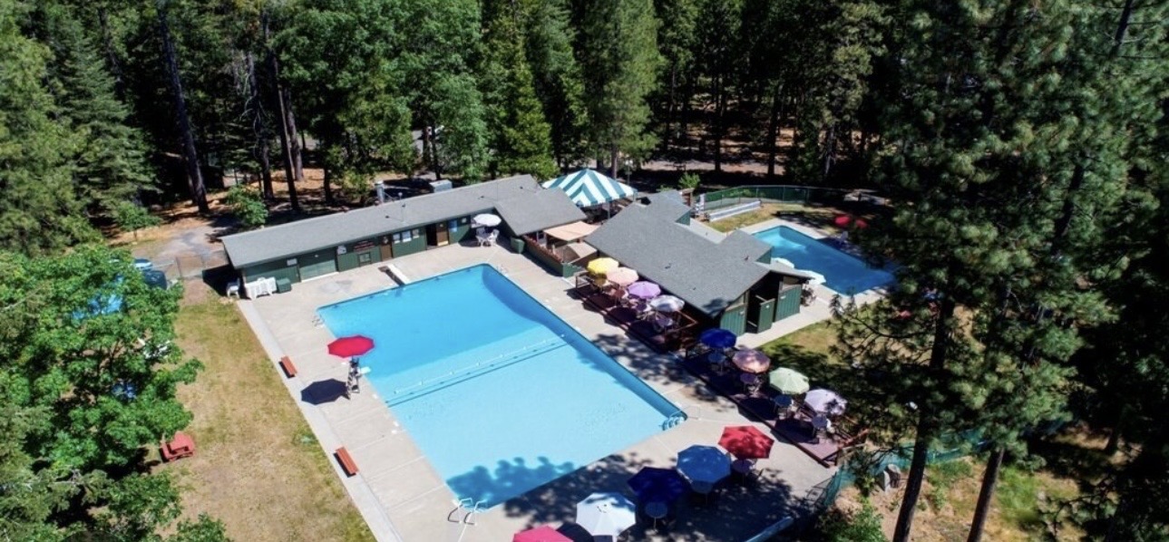 Big Trees Village Rec Center — 10 Guest Passes Included - 2 Pools, Tennis & Pickleball! Just 3 Mins Away. Check website for seasonal hours.