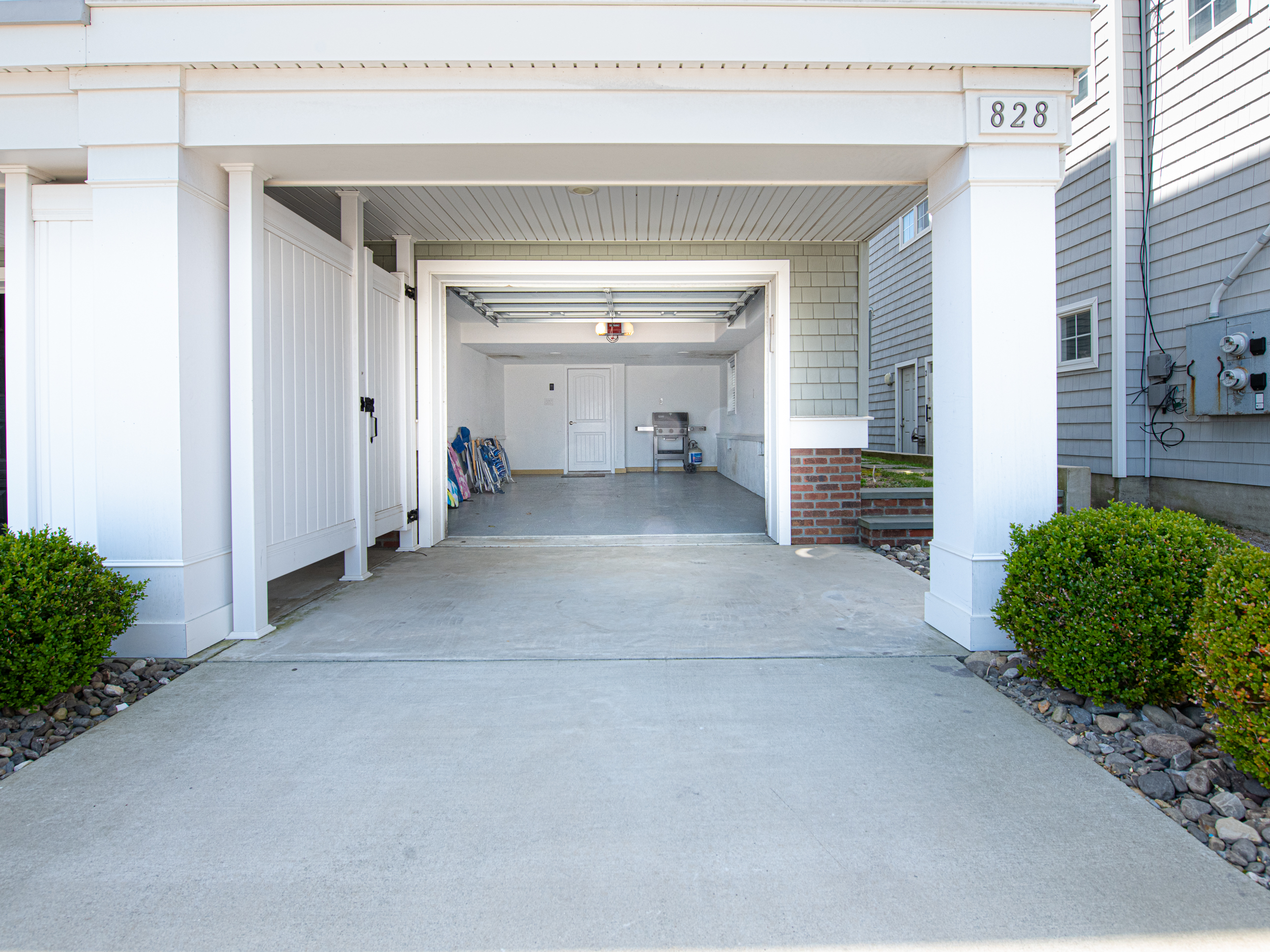 Garage #1