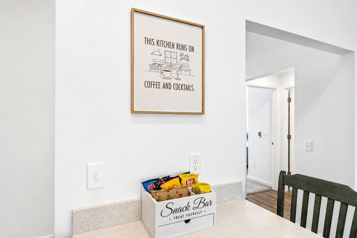 Complimentary snacks-help yourself!