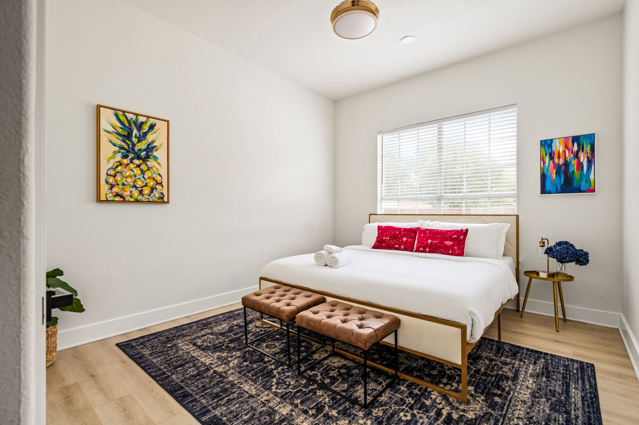 King-sized bed with full bathroom right outside door 