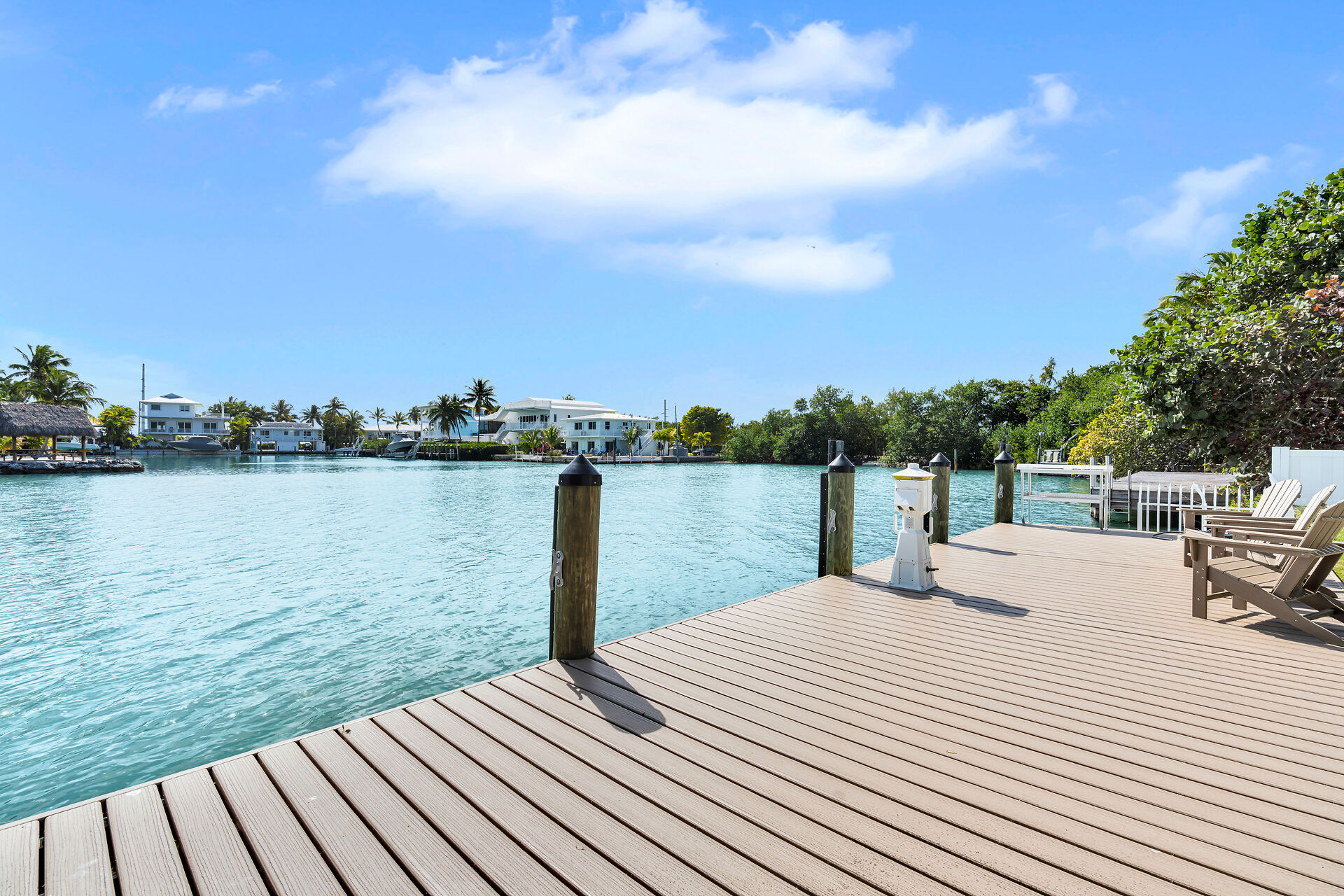 42' private dock in protected cove with immediate Florida Bay access and minutes from the Atlantic Ocean. 
