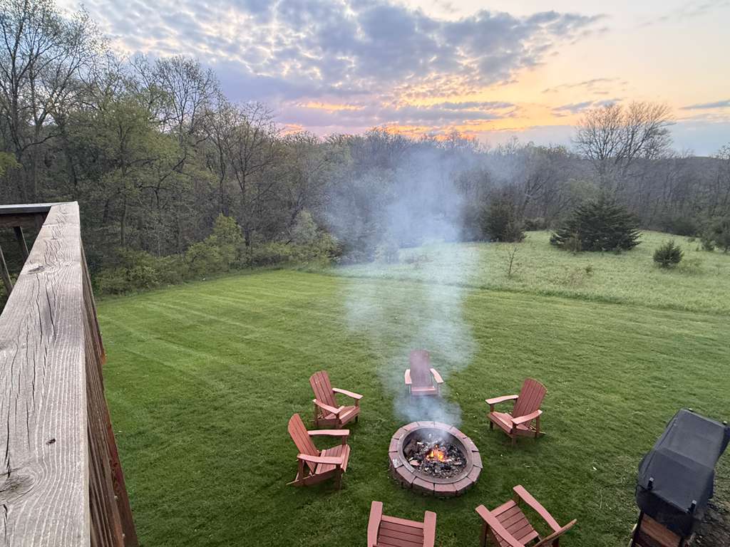 From marshmallow roasting to late-night conversations, our outdoor fire pit is made for memorable moments.