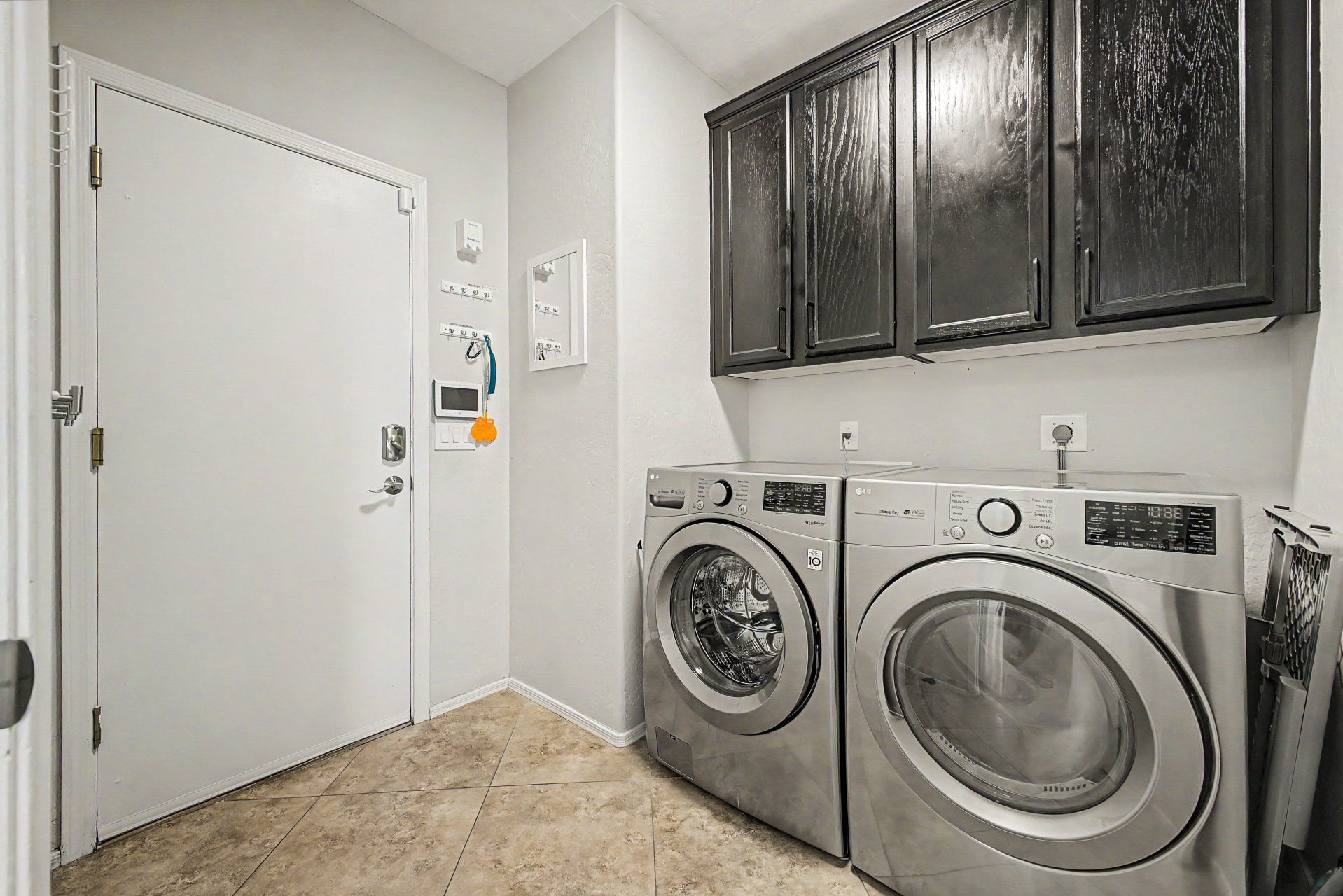 Laundry Rm