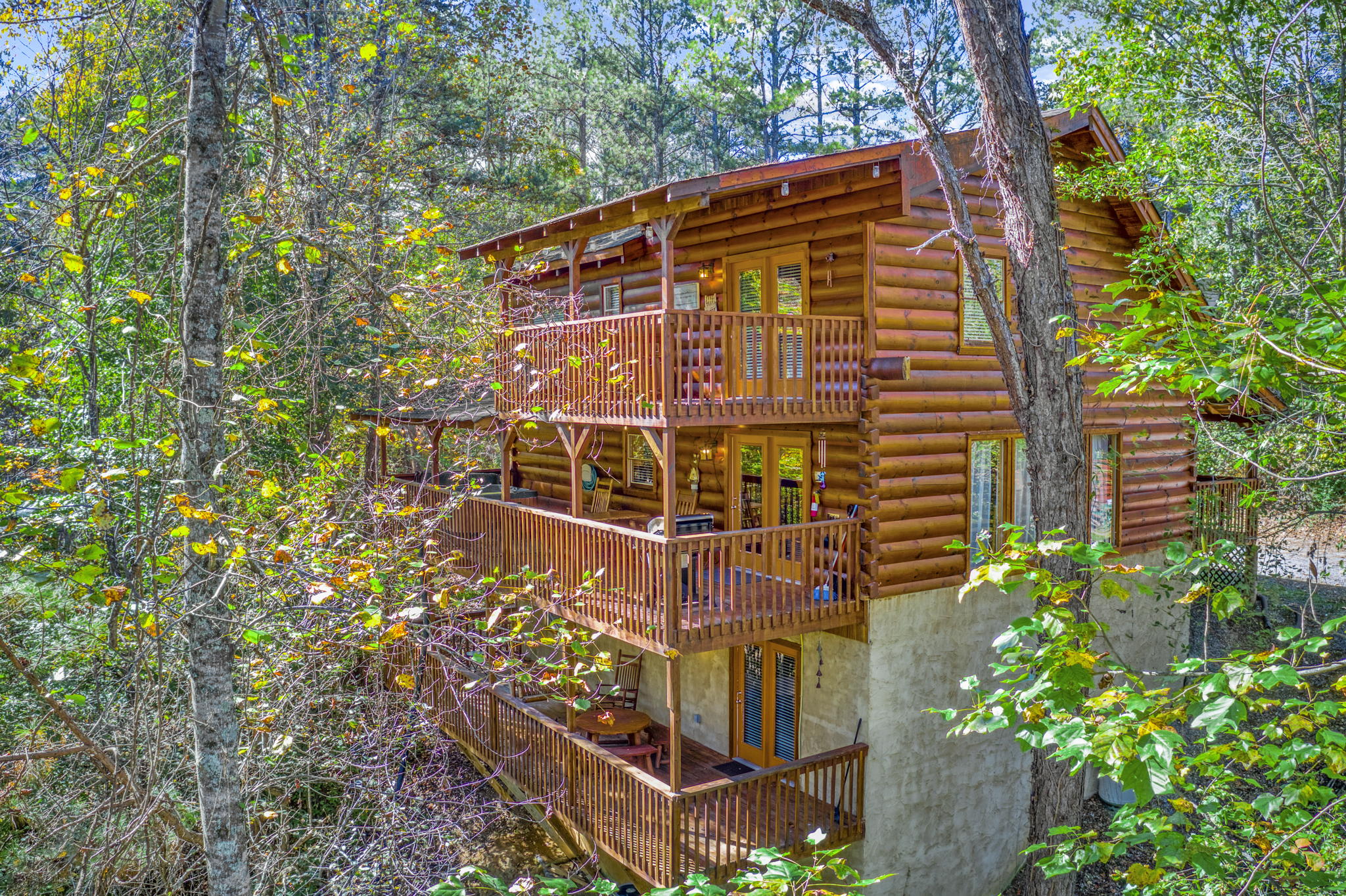 Scenic Decks And Hot Tub - Inviting Mountain Haven - Sevierville