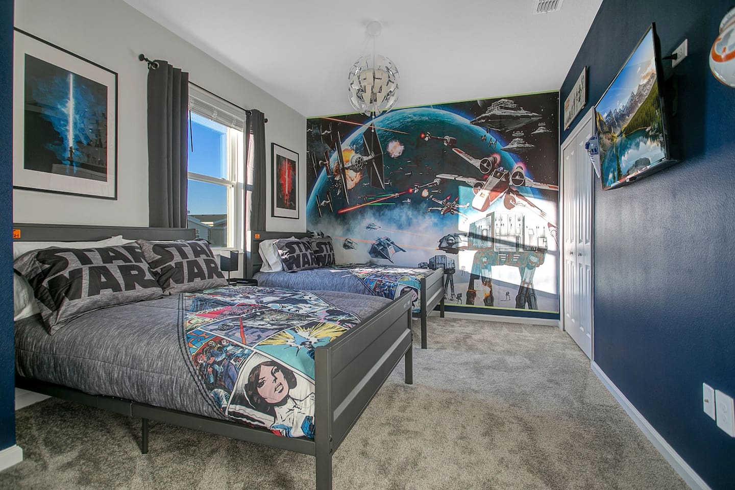 Star Wars bedroom.