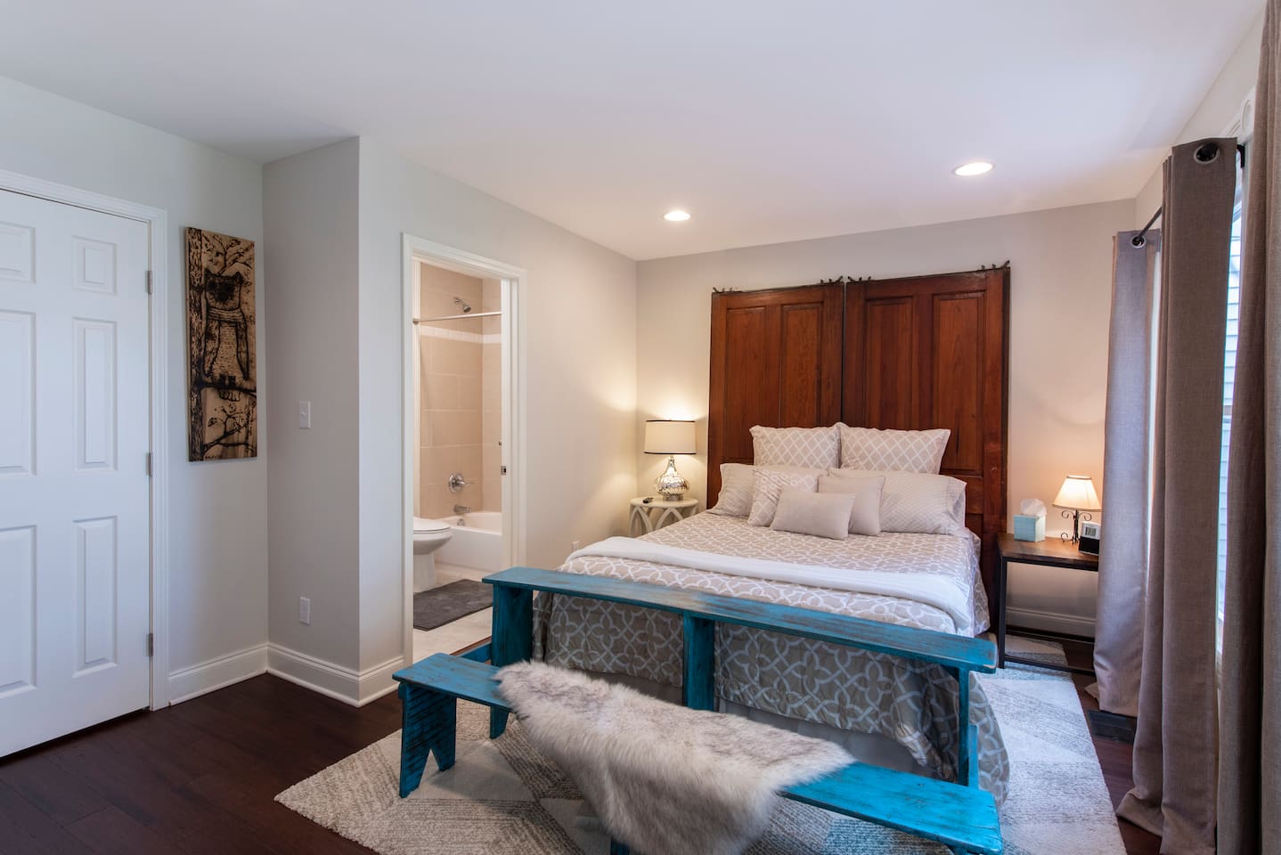 Master Bedroom with Master full bathroom