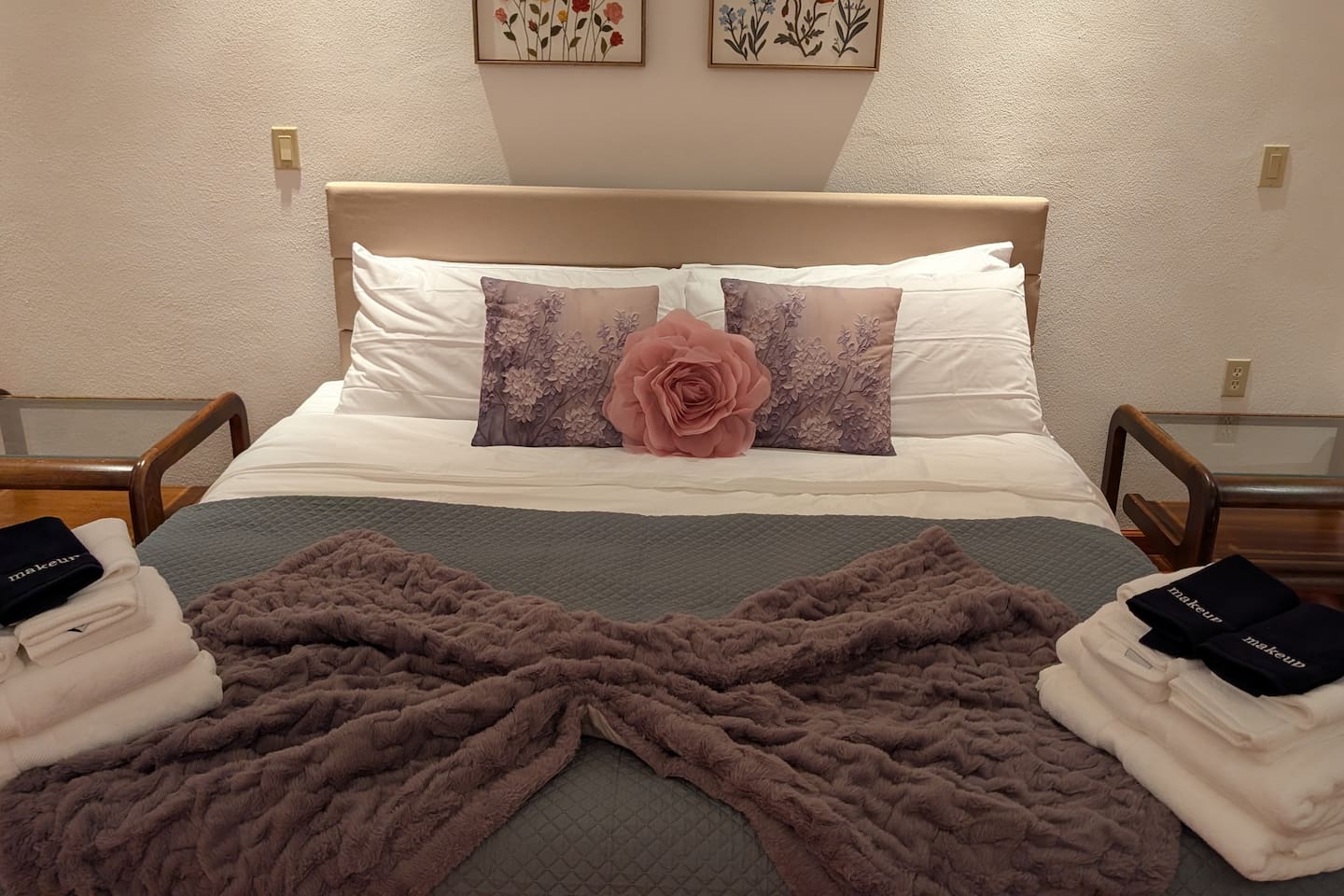 Master Bedroom - Bedroom 1