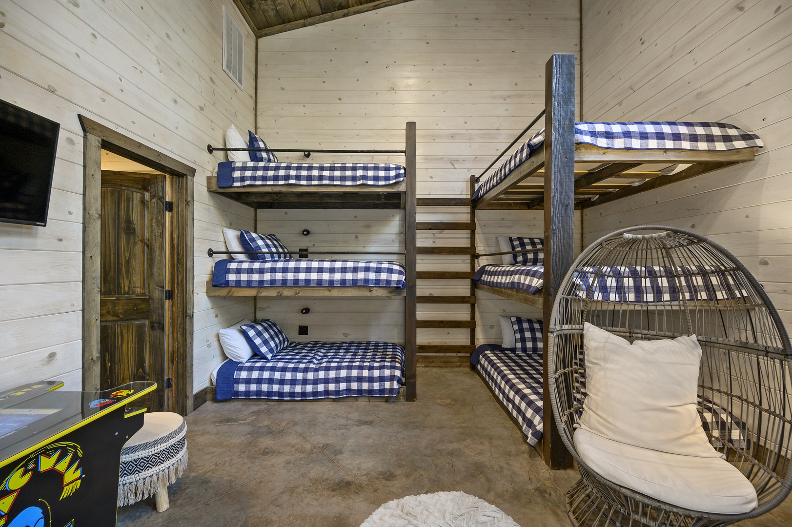 The perfect bunk setup for kids or friends — laughter, stories, and late-night games await.