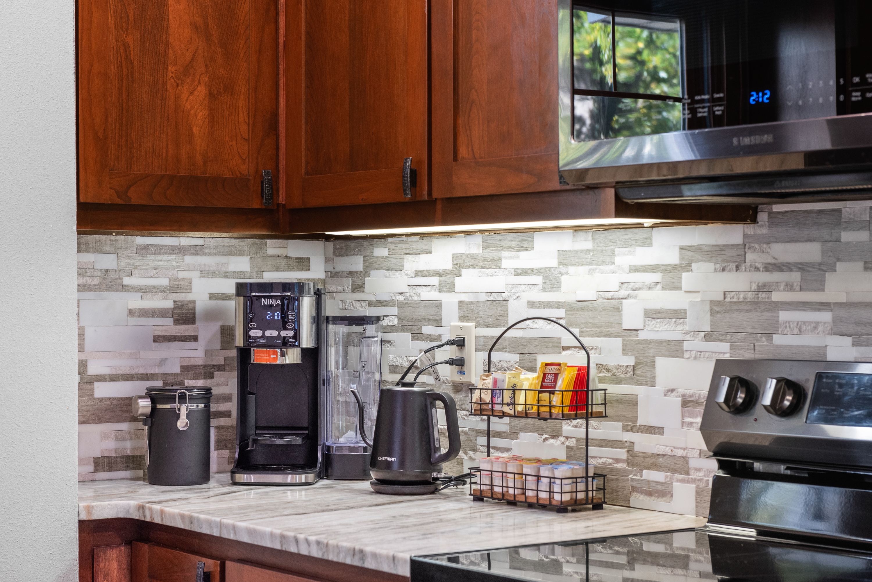 A fully prepped coffee bar area.