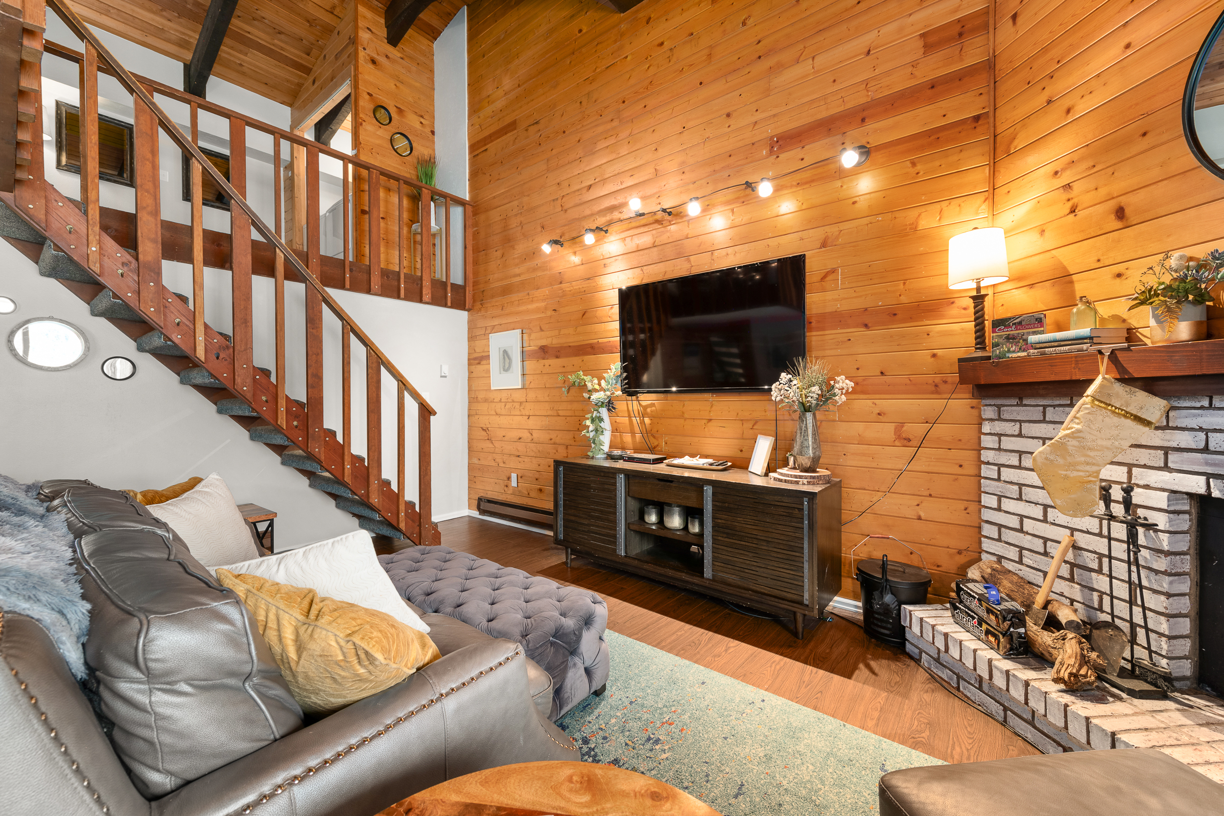 Living Room | Overlooking View