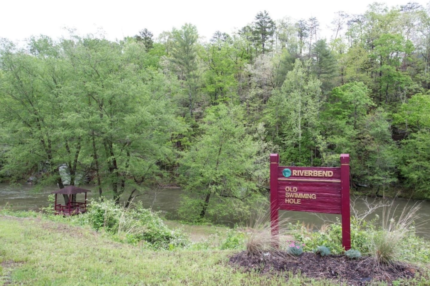 Riverbend amenities 