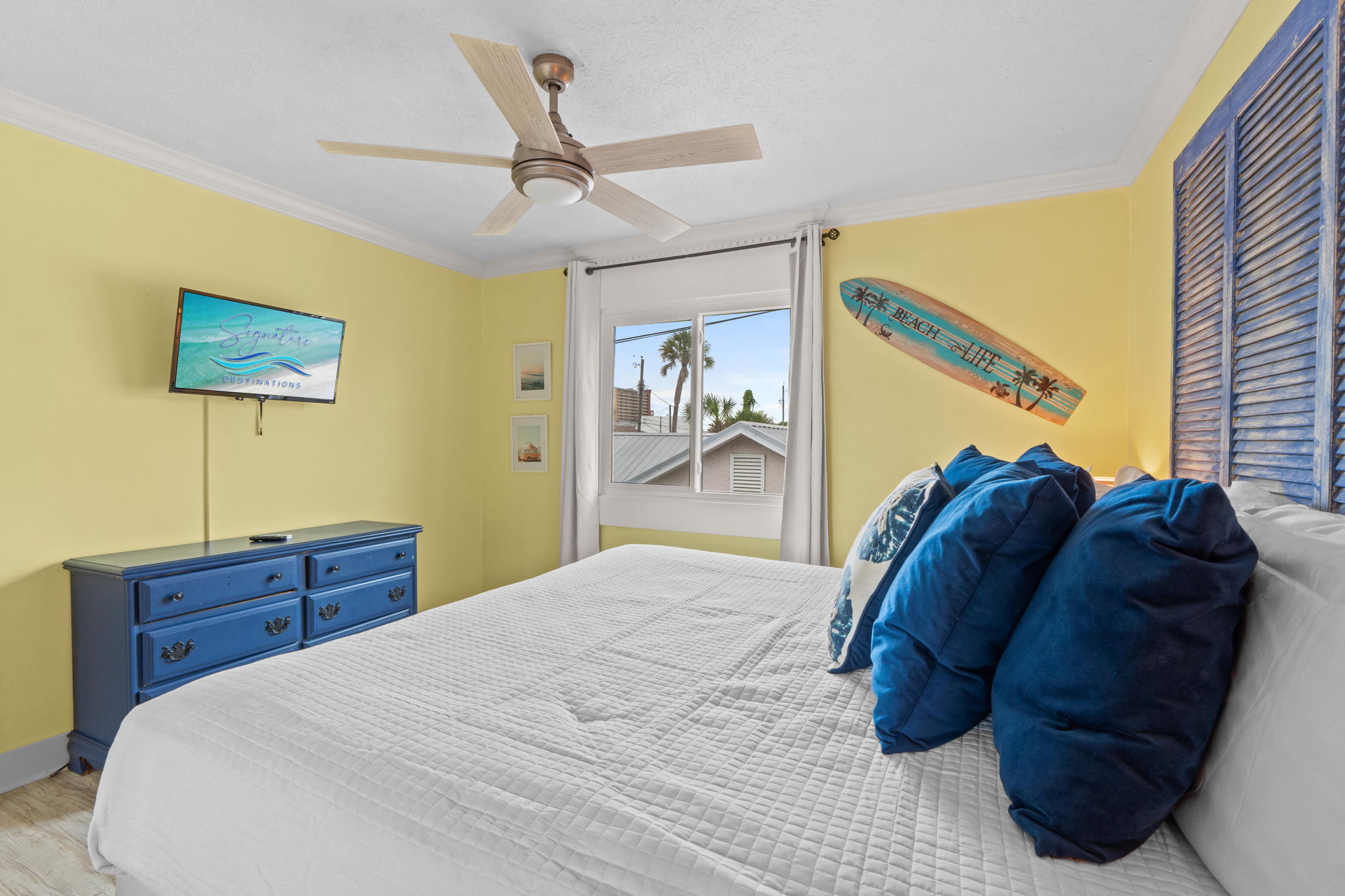 Bedroom 2 with King Sized Bed