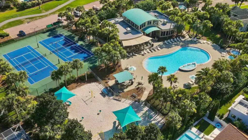 Access to all amenities in one of Destin’s most feature-packed communities