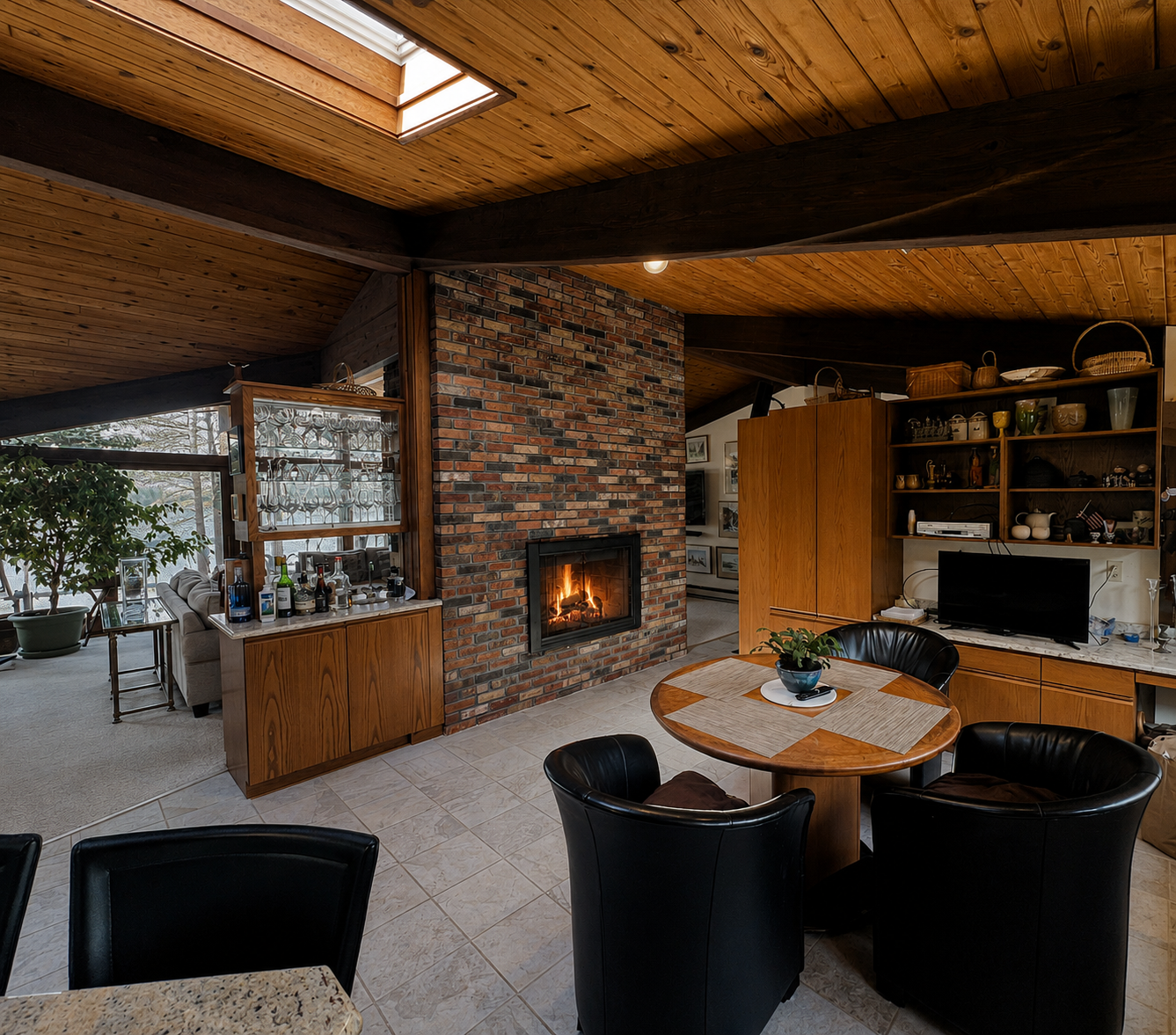 Breakfast Nook and Bar