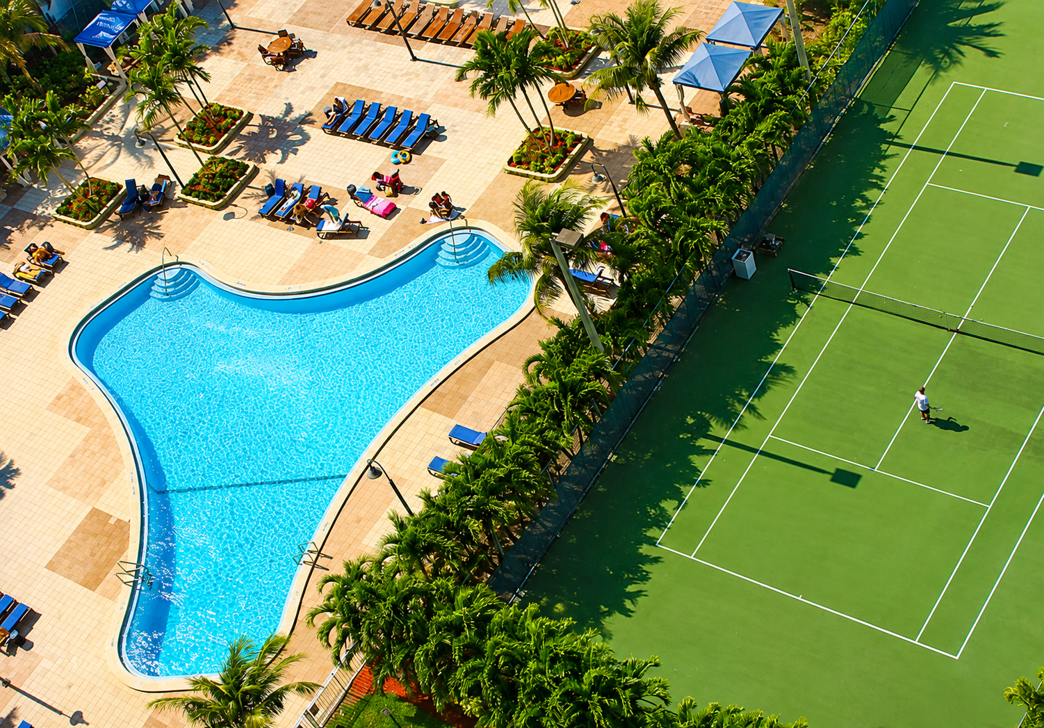 Heated swimming pool and tennis courts 