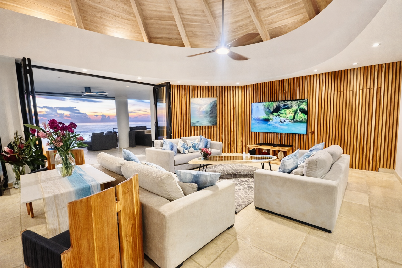 Gathering Room 75 in TV