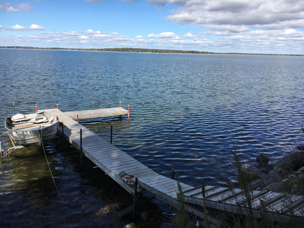 LITTLE MO West Battle Lake Cabin Source