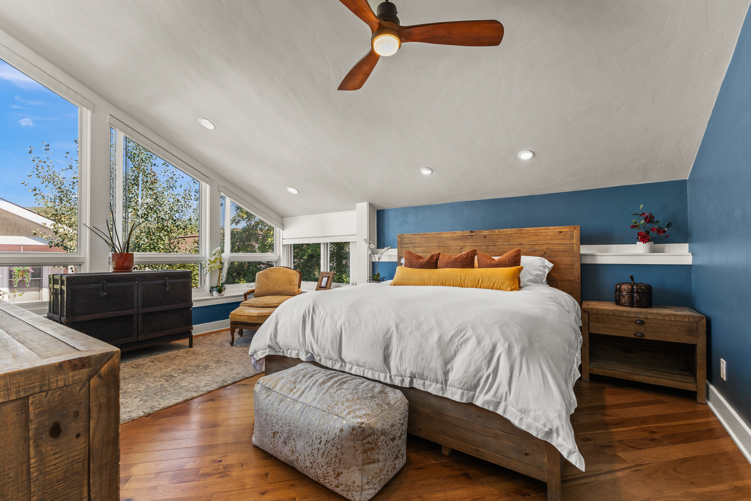 Bedroom #1 | King Bed | Smart TV