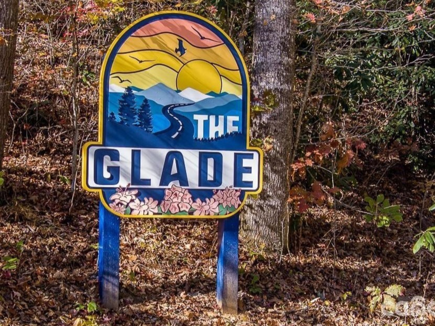 The sign at the entry to Glade Mountain development
