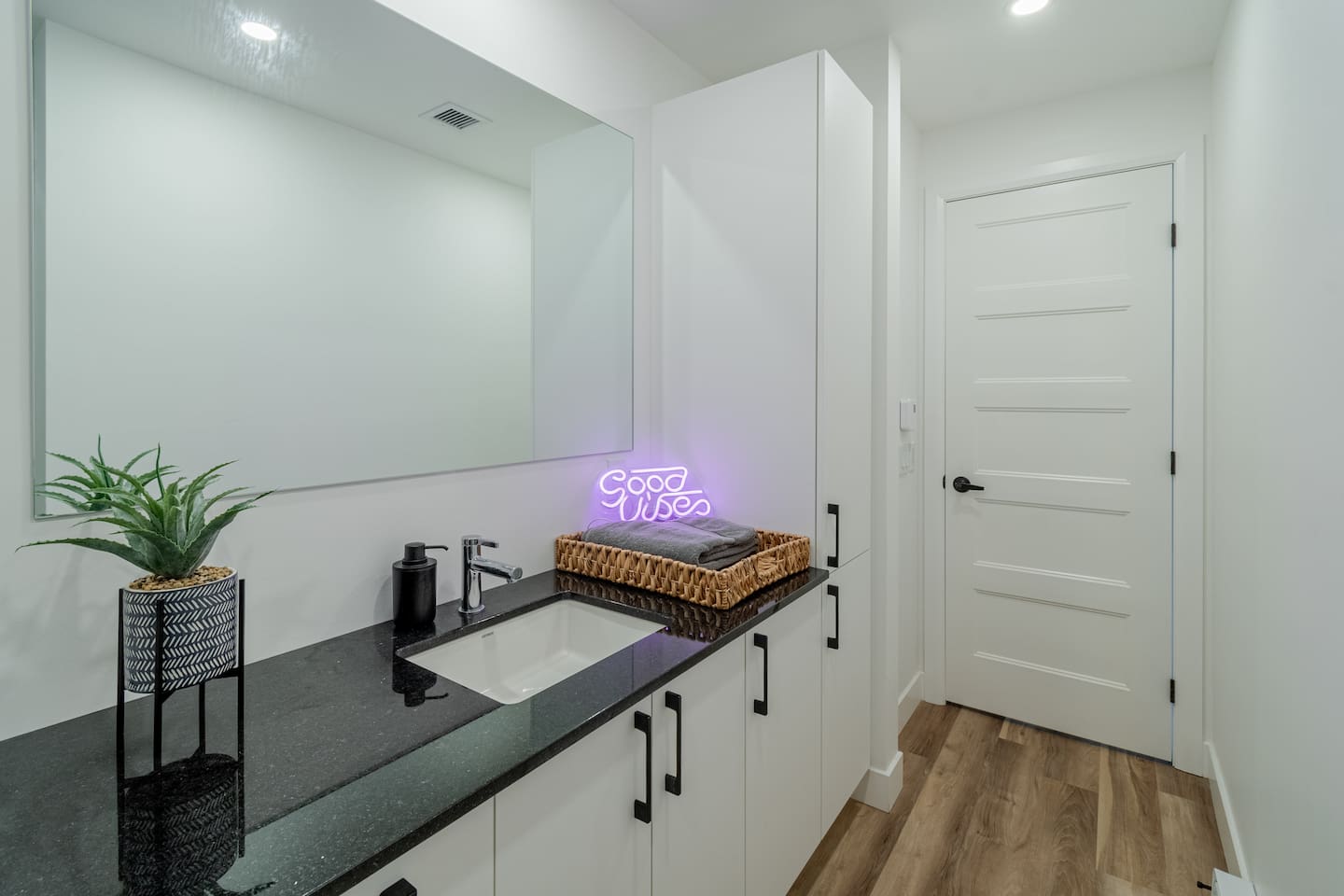 Modern Bathroom Designed for Comfort