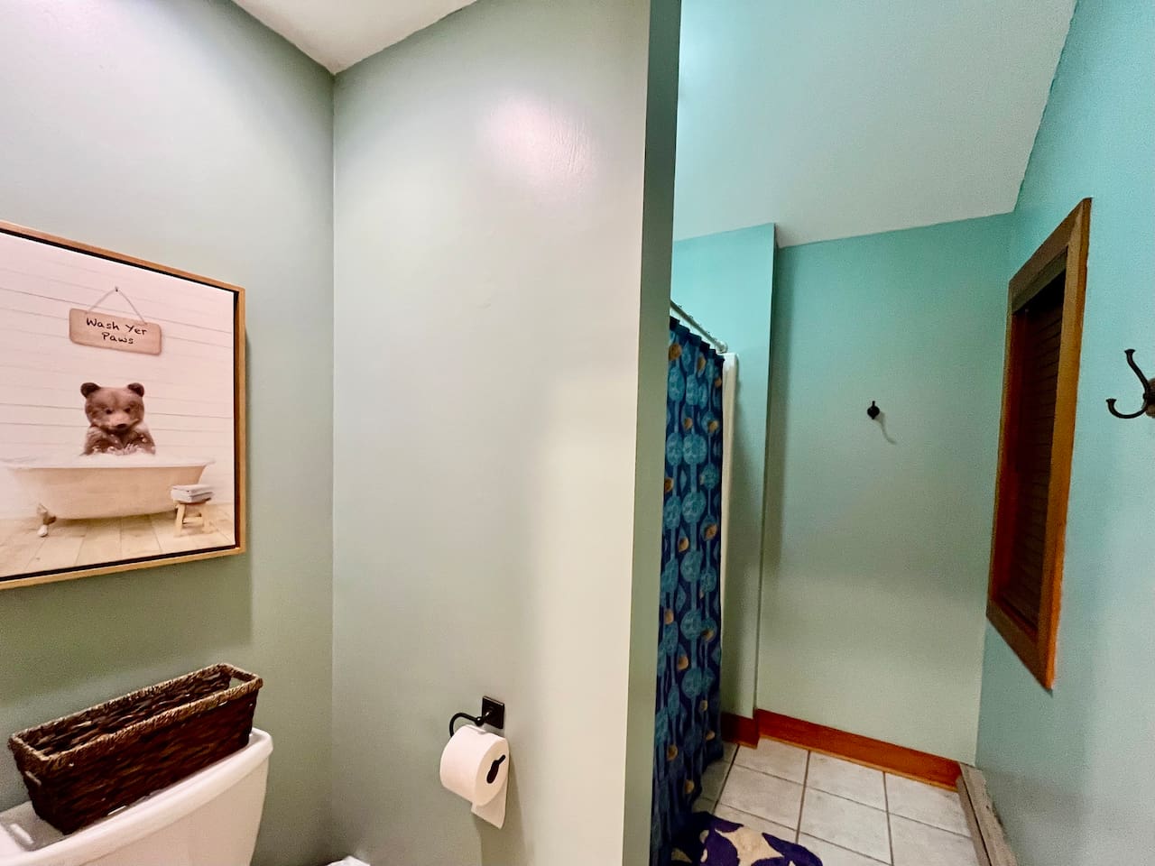 Primary En Suite Bathroom