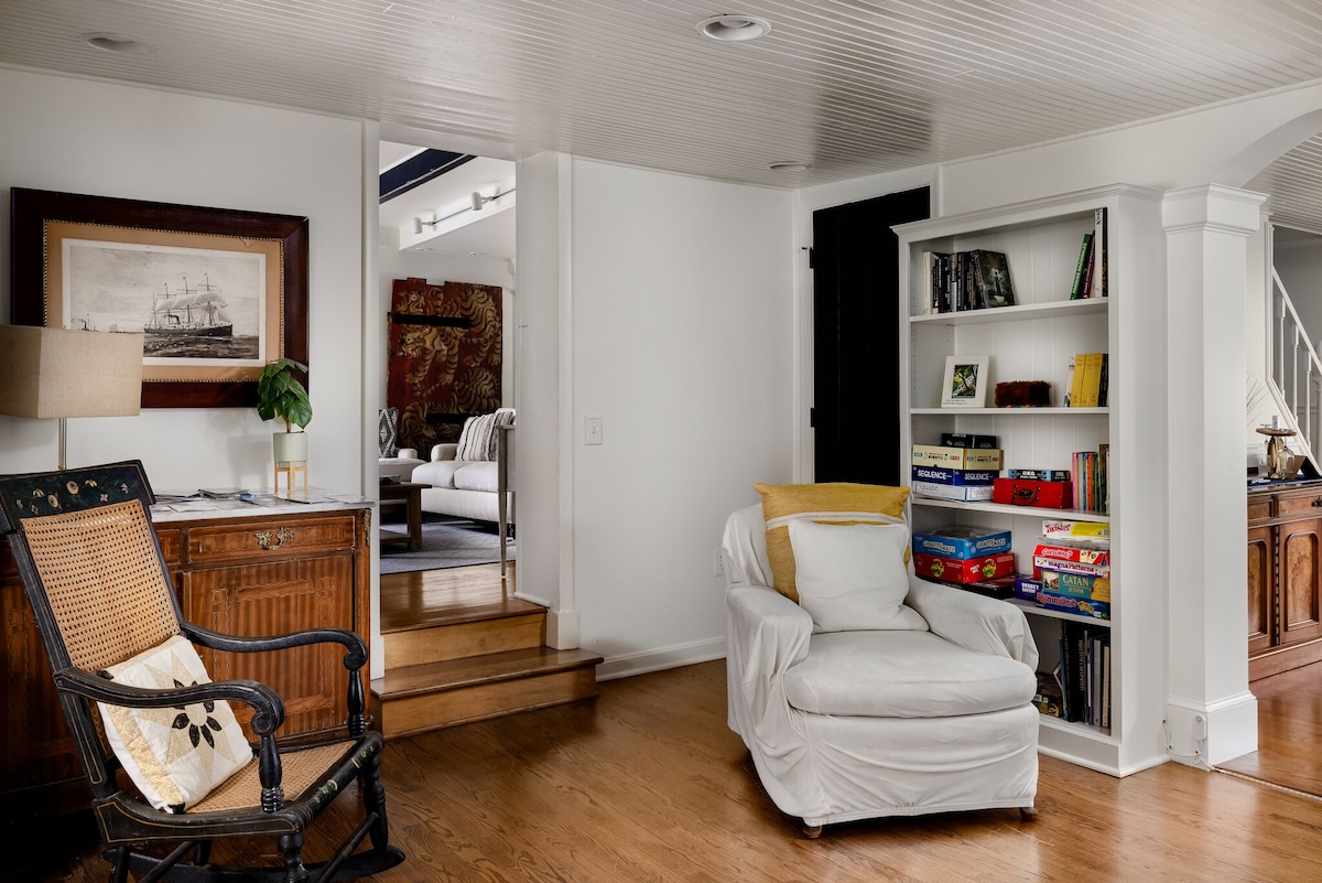 Walk to the main living/dining area from stove room
