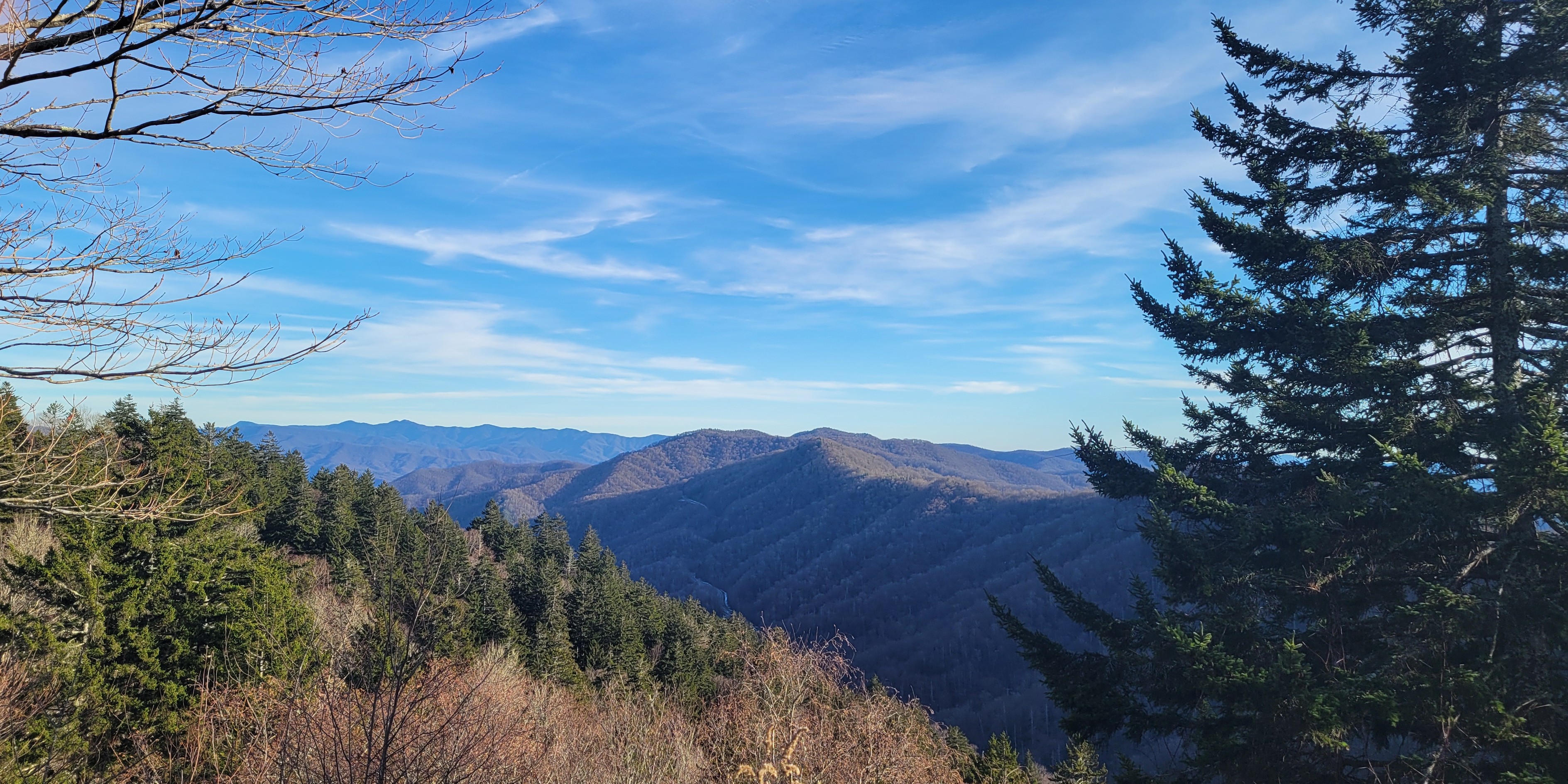 Scenic drive in the Smoky Mountains