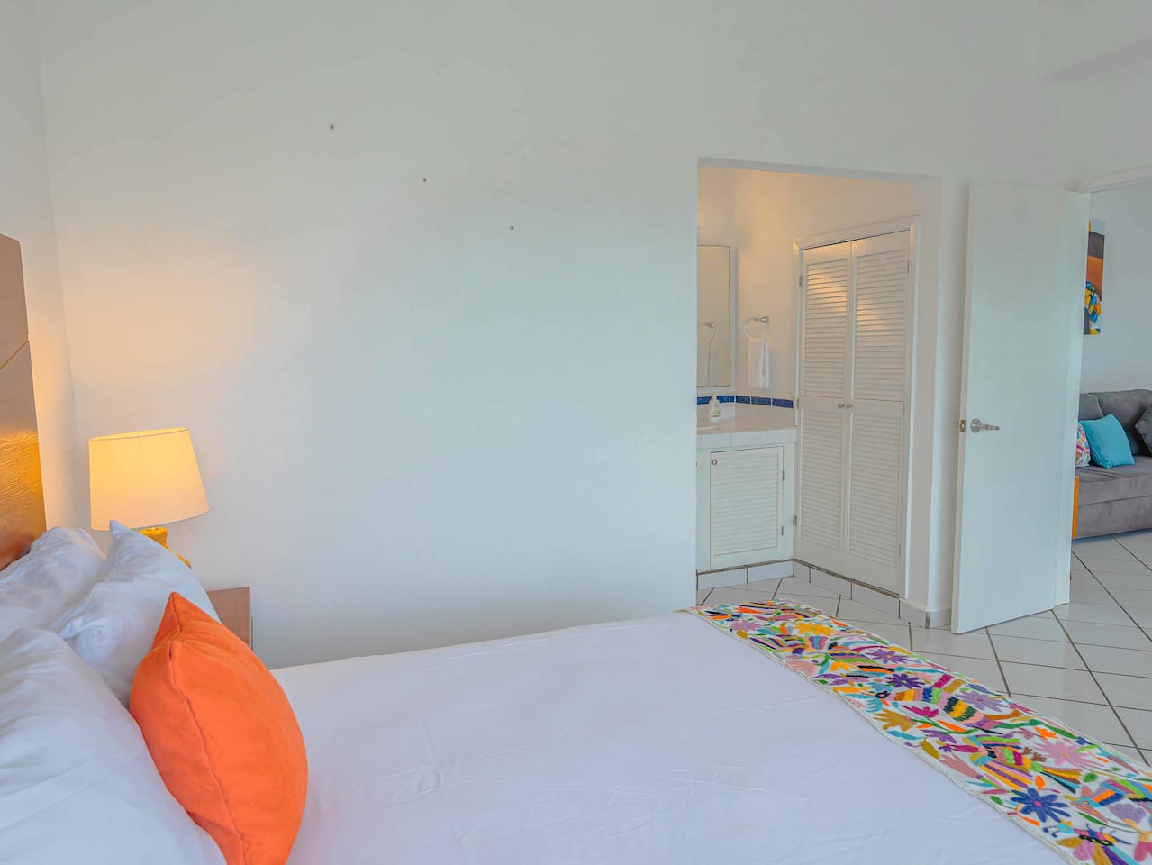 Master Bedroom Queen Bed Cama Queen
