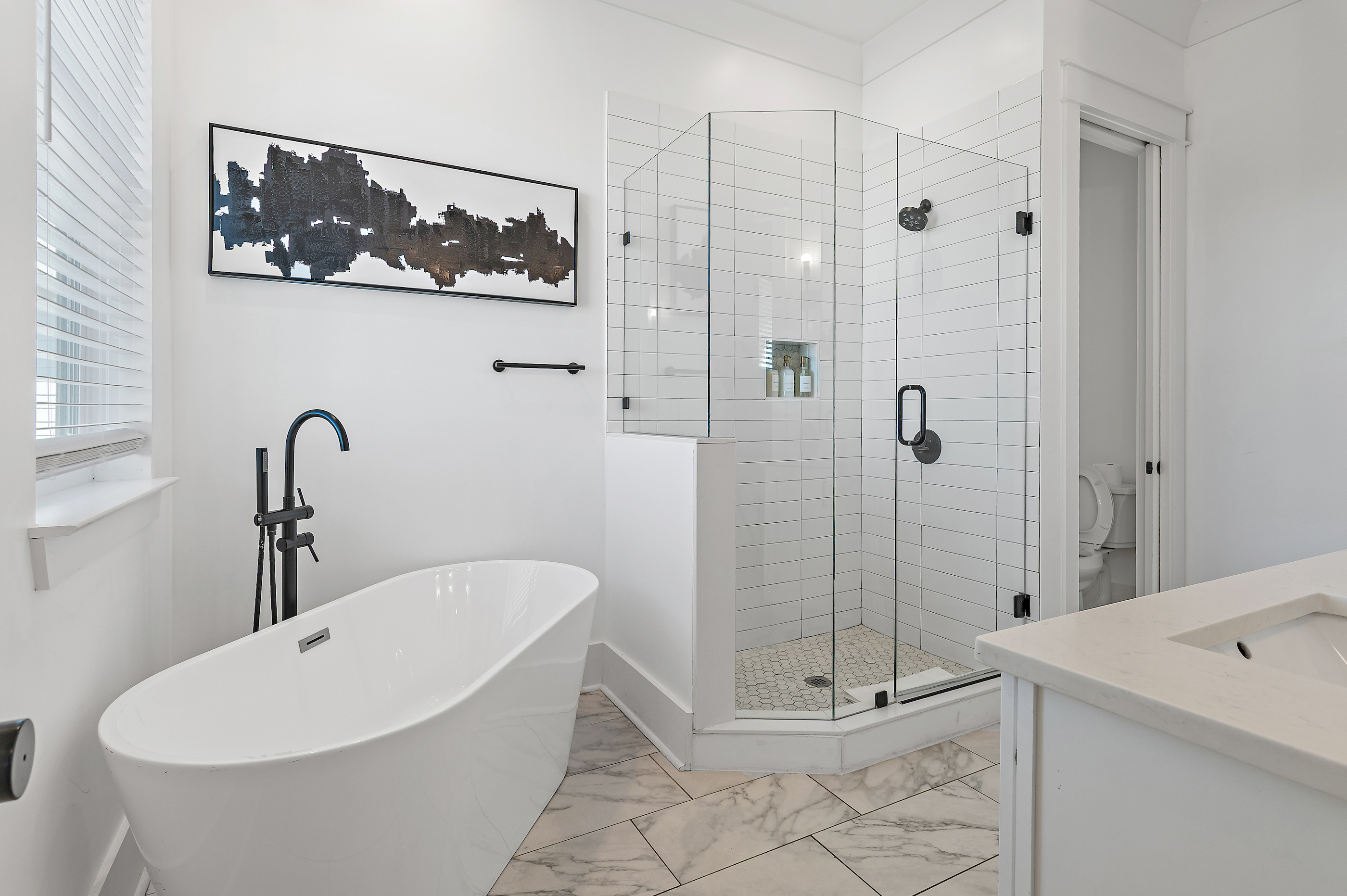Bright Bathroom with Modern Finishes