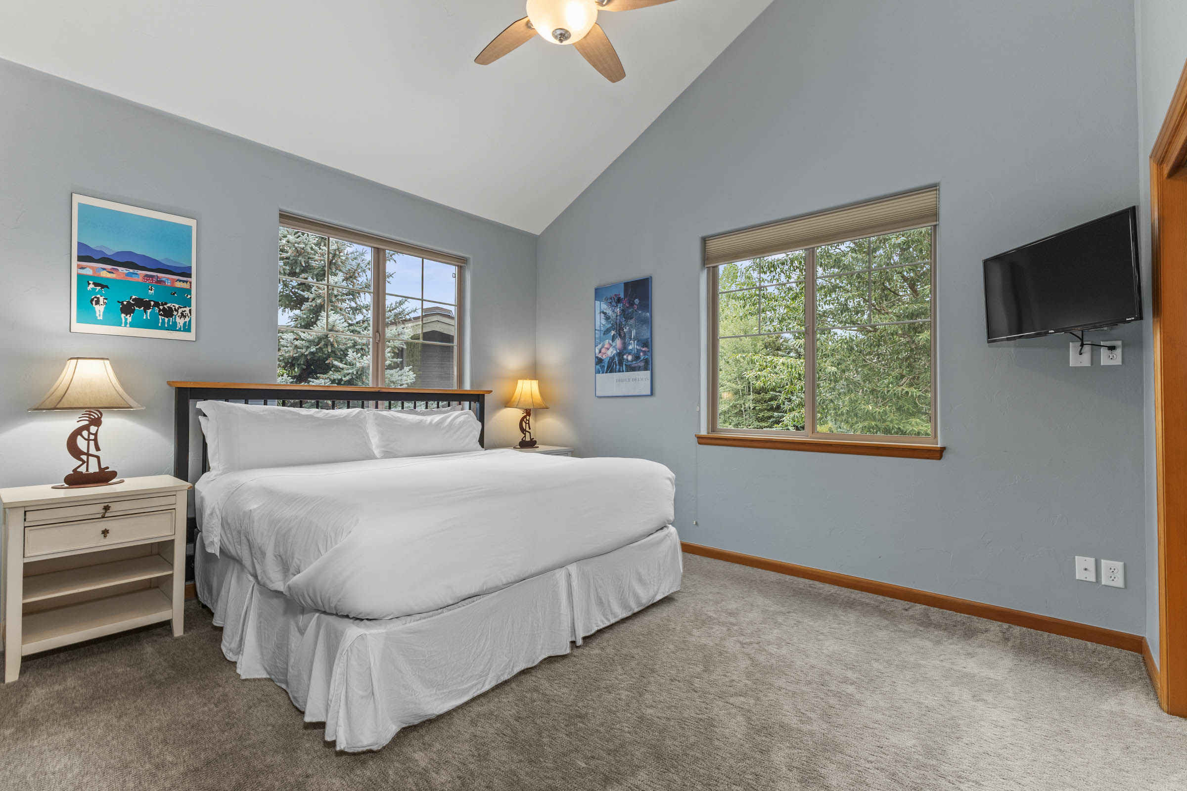 Ensuite Bedroom 1 | Kingsize Bed