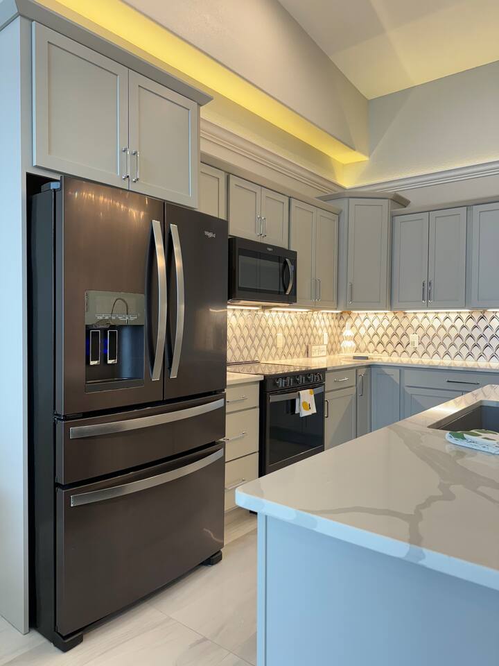 Fully equipped kitchen 