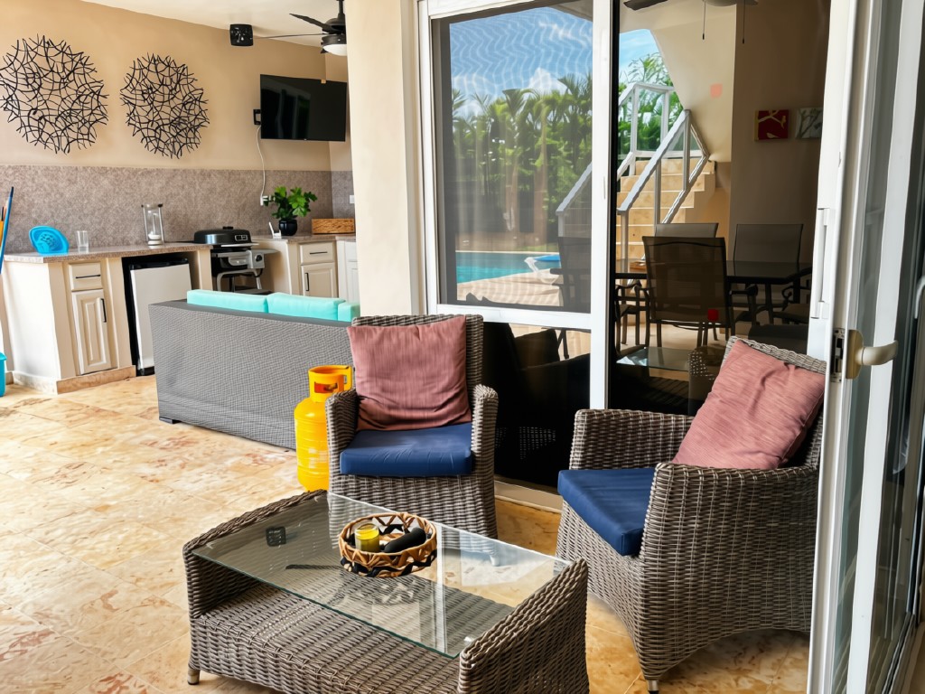 Outdoor seating and dining