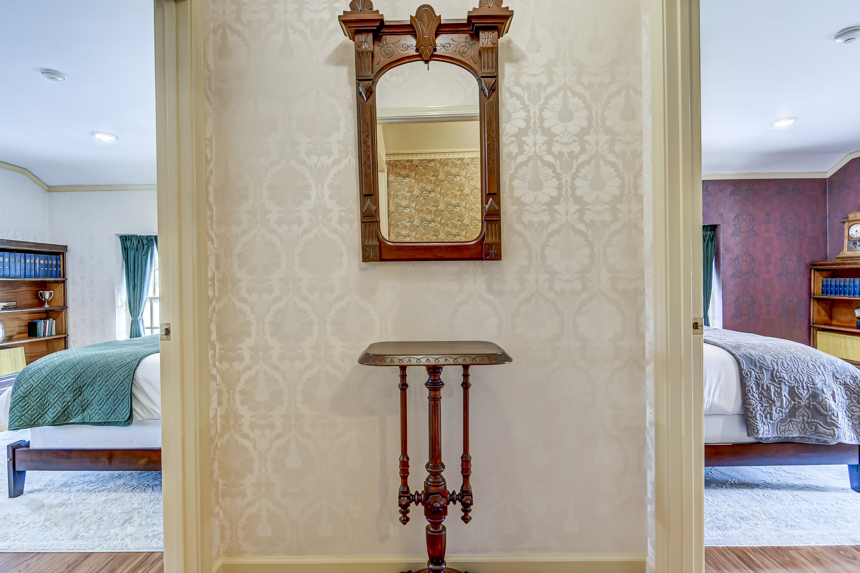 The Bressmer Carriage House - Upstairs Hallway
