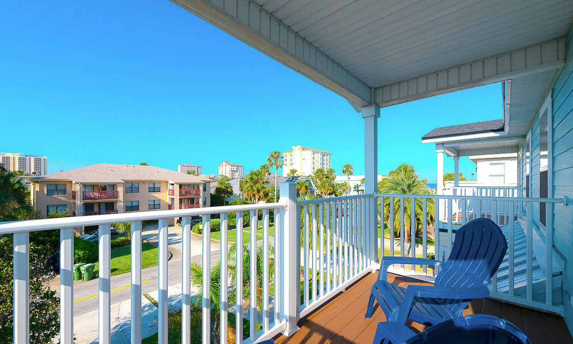 3rd Floor Balcony