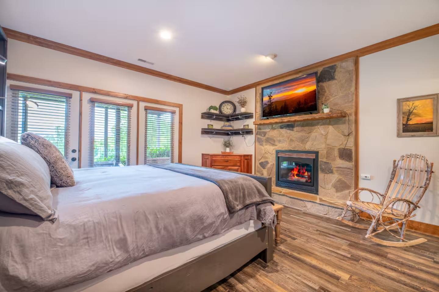 Primary Bedroom 1 w/fireplace and mountain views