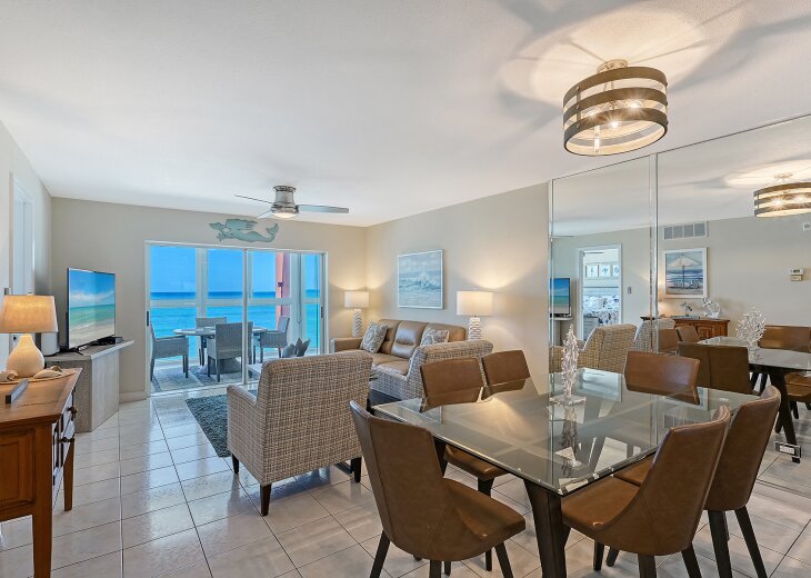 Dining to Gulf view