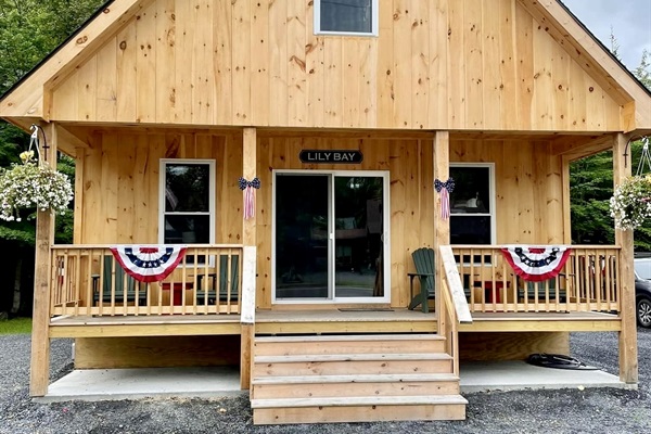 Lily Bay Cabin exterior in downtown Greenville