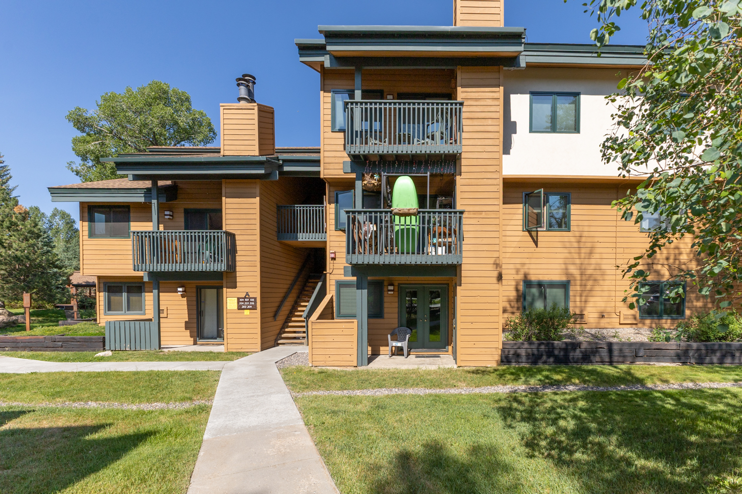 Exterior of Alpenglow at The Pines