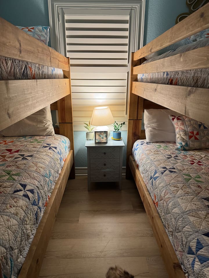 upstairs bunk bedroom