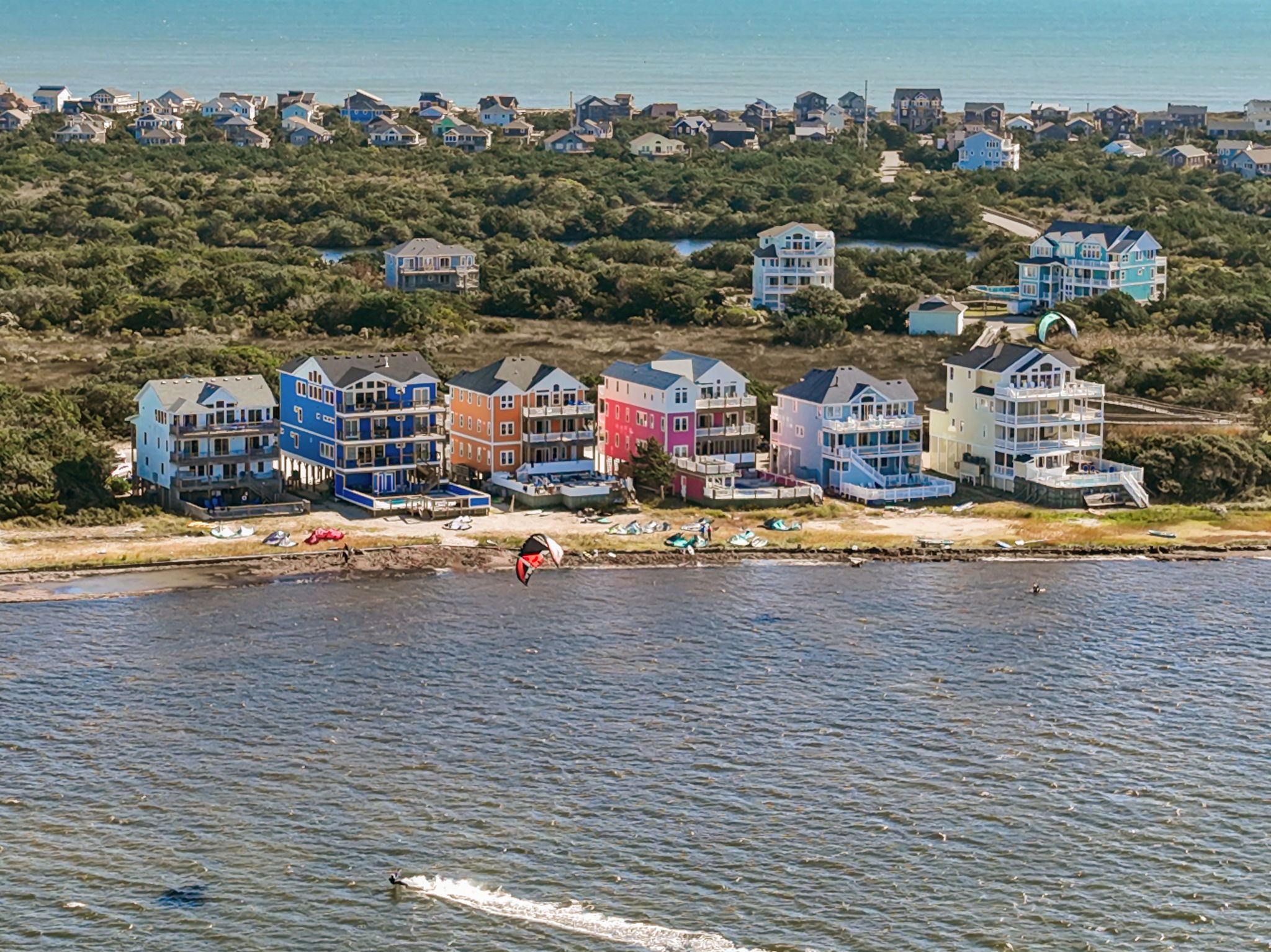 Overhead of Sounds Sea'rious