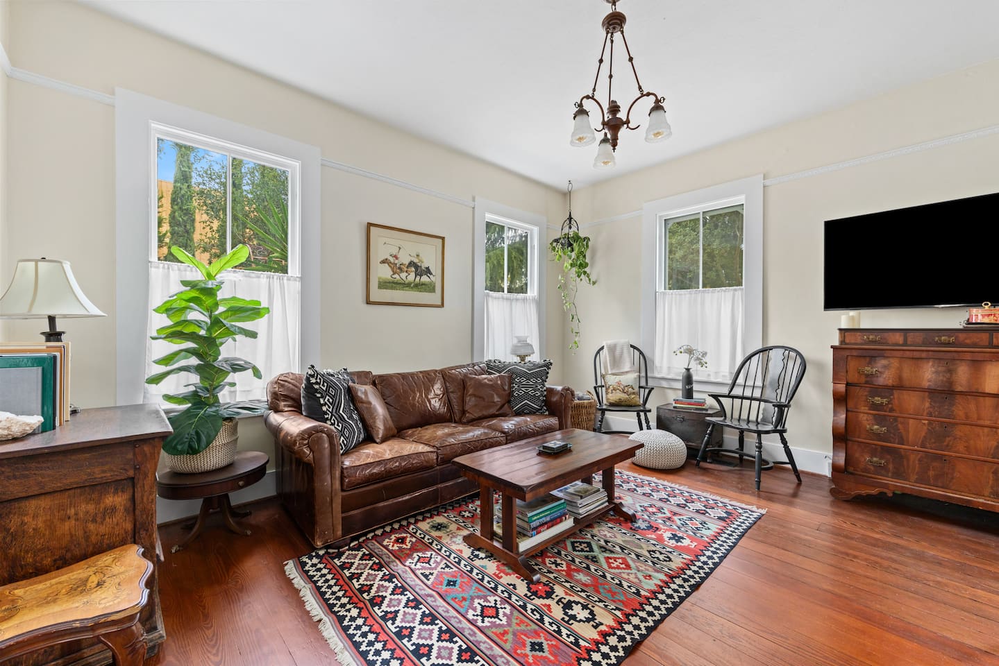 Historic soul, modern comfort. Settle into the Restoration Hardware leather sofa in front of the gas fireplace, stream a movie on the large smart TV, browse the books, or play board games (provided). At night, the sofa converts into a queen sized bed.