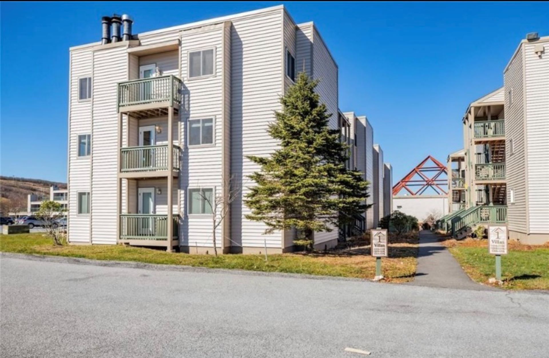 The All Seasons Center (pool, game room, and exercise) is conveniently located across the walkway from the condo.