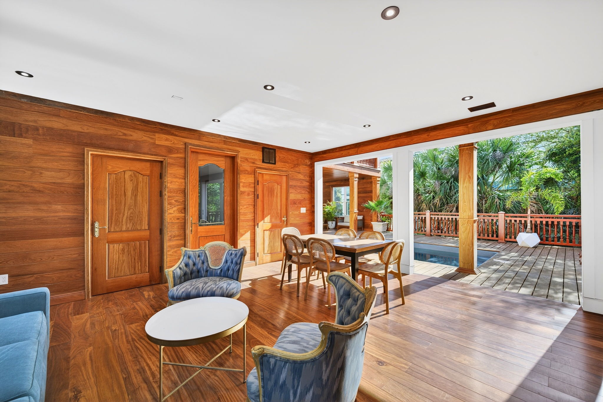 Outdoor Living Area by Pool | Rosewood Retreat | 2605 Palm Blvd, Isle of Palms, SC | IOP Escapes
