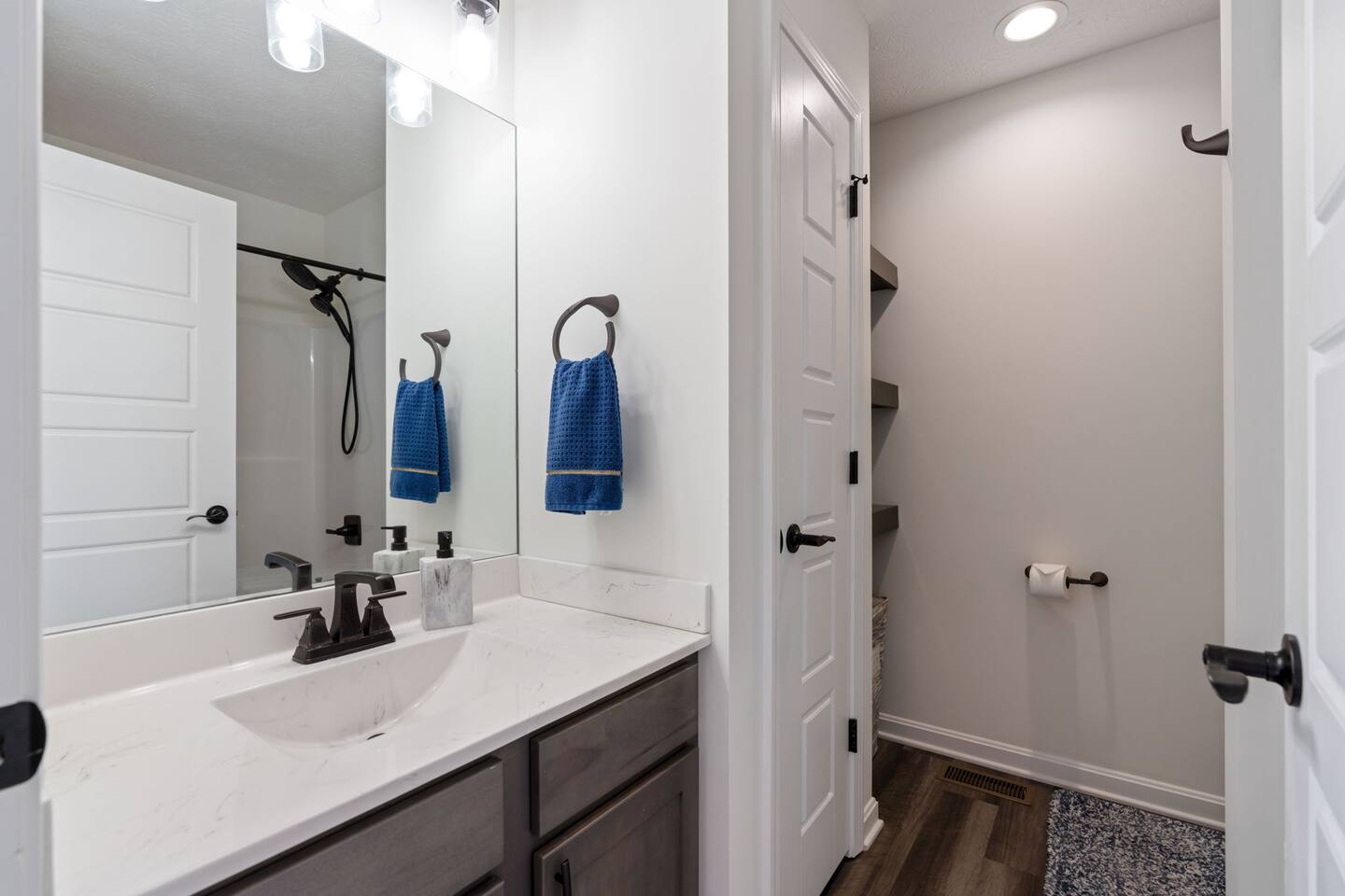 master bath ensuite