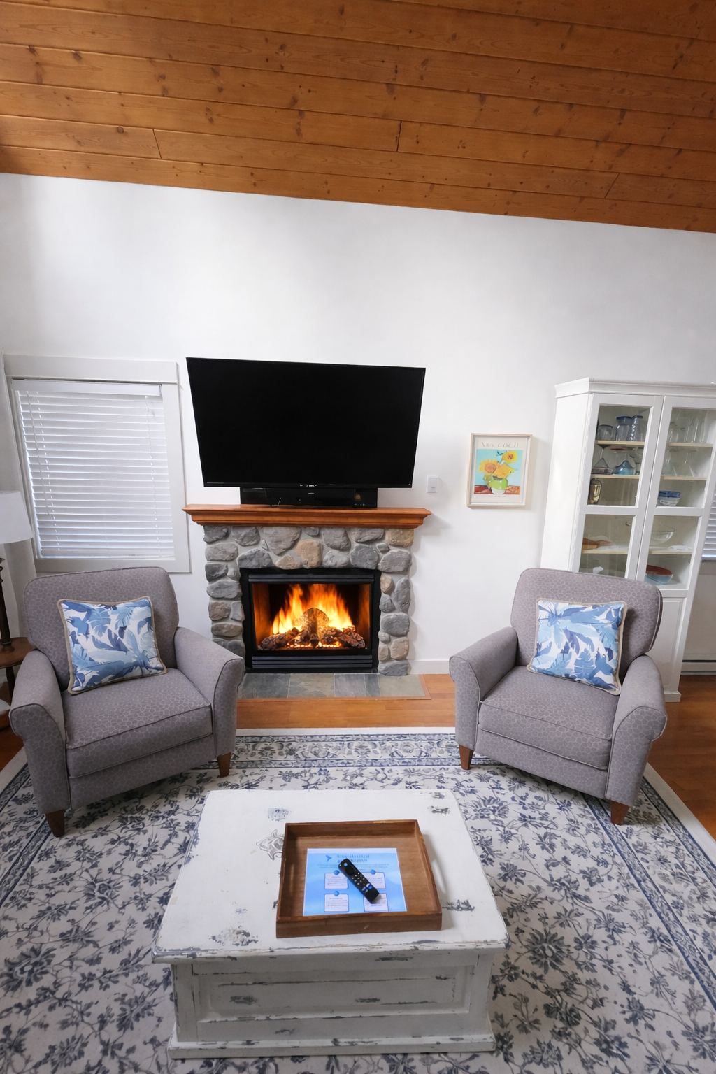 Enjoy the warmth of the natural gas fireplace.